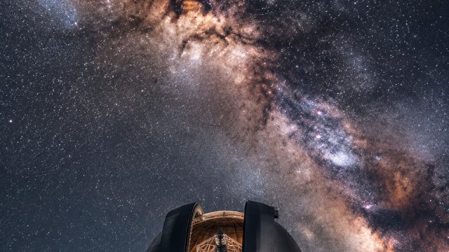 New Telescope Reveals Stunning Detail of Milky Way's Core